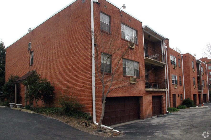 256 Montgomery Ave, Haverford, PA for sale - Building Photo - Image 2 of 17