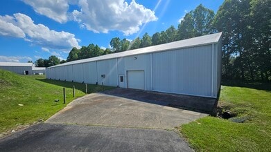 194 Grace St, Culloden, WV for lease Building Photo- Image 2 of 19