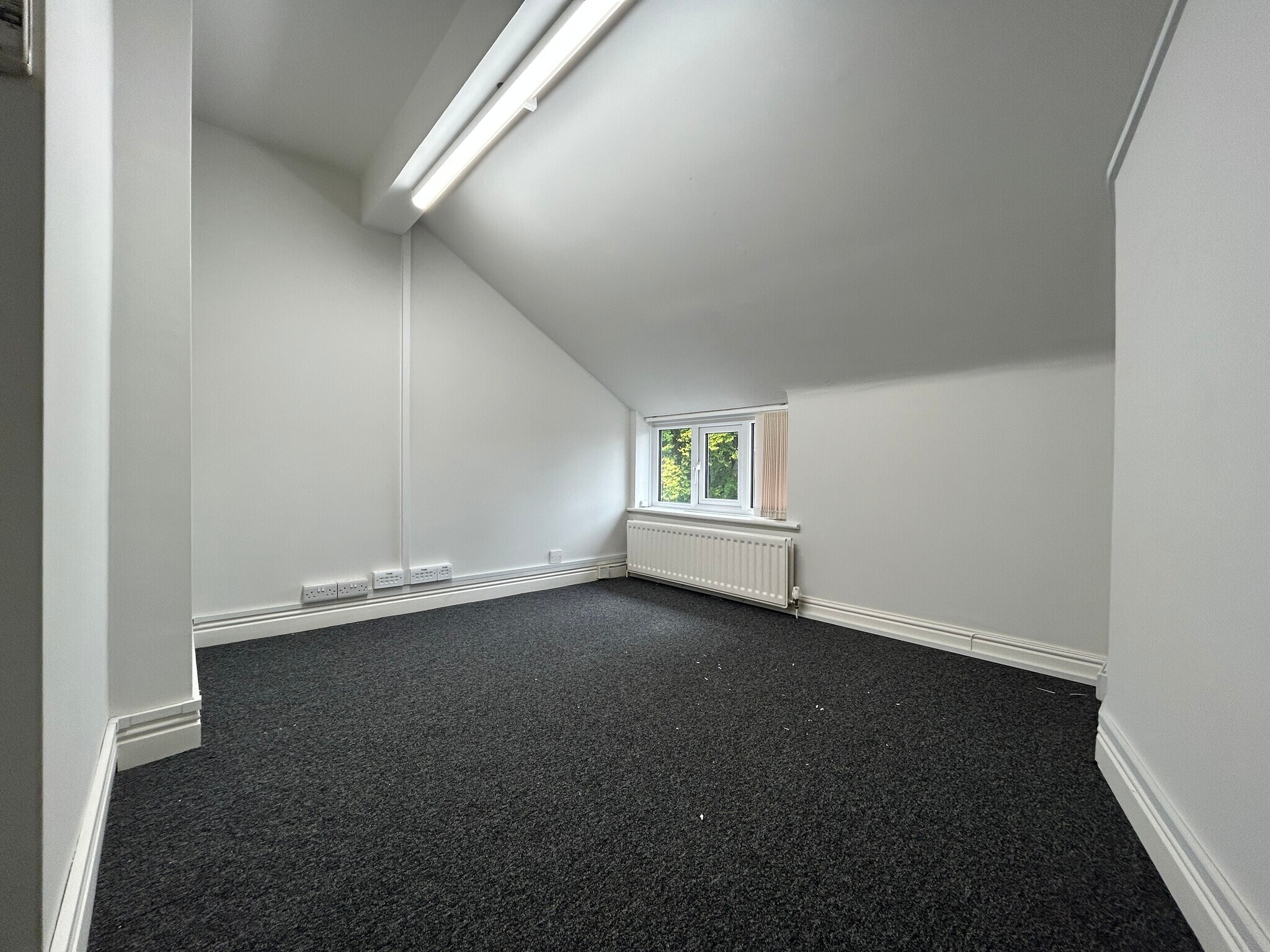 2 Manchester Rd, Wilmslow à louer Photo du bâtiment- Image 1 de 10