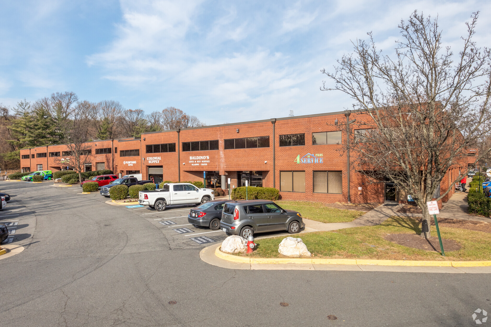 7000 Newington Rd, Lorton, VA for sale Primary Photo- Image 1 of 1