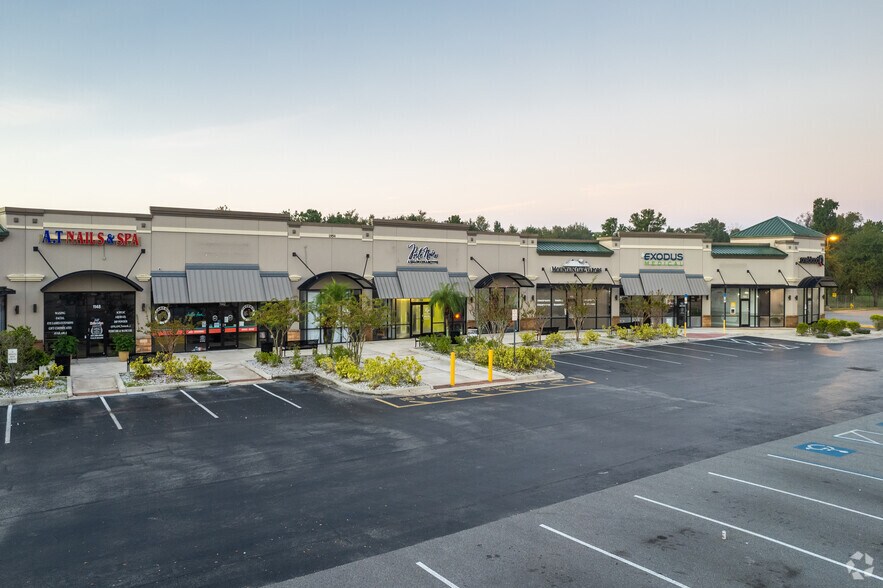 1950-1954 W State Road 426, Oviedo, FL à louer - Photo du bâtiment - Image 3 de 5