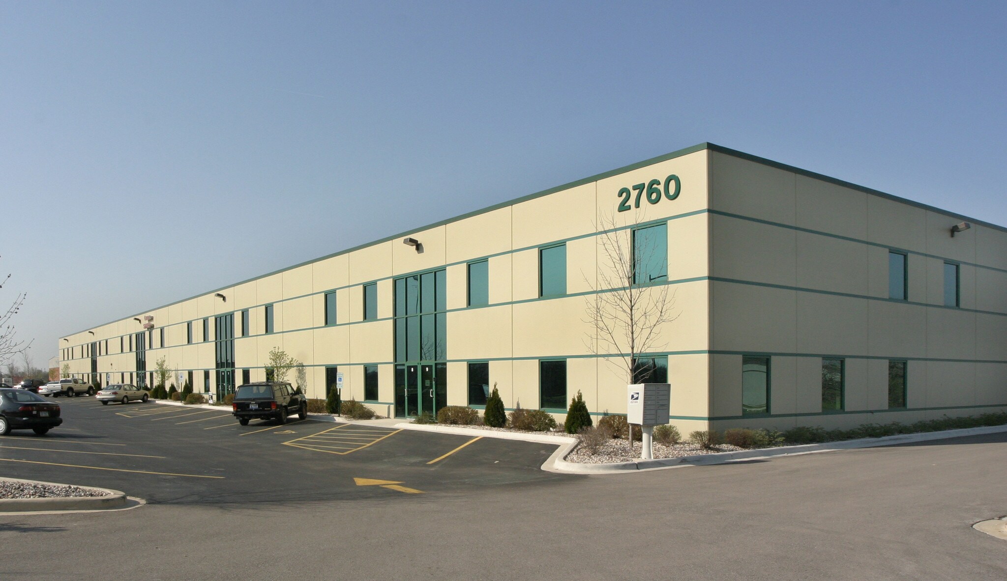2760 Beverly Dr, Aurora, IL à louer Photo du bâtiment- Image 1 de 29