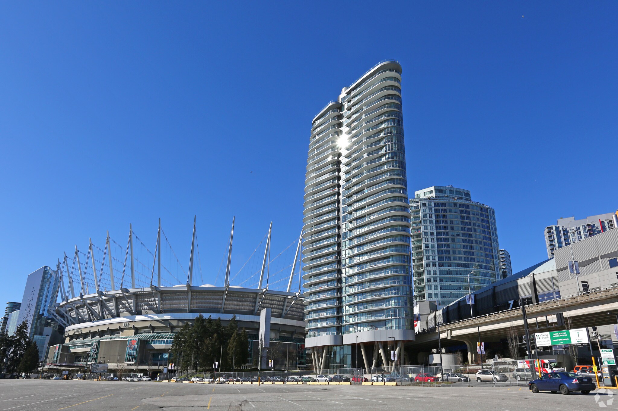 685 Pacific Blvd, Vancouver, BC for sale Primary Photo- Image 1 of 1