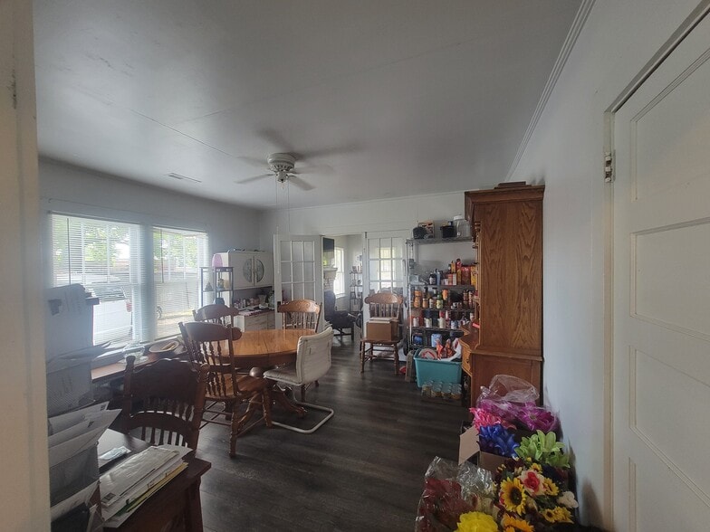 10895 Commerce St, Summerville, GA for sale - Interior Photo - Image 2 of 5