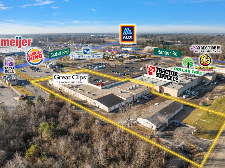 3180-3280 Gratiot Ave, Marysville, MI à louer - Photo du bâtiment - Image 3 de 6