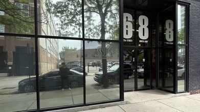 2036 S Michigan Ave, Chicago, IL à louer Photo du bâtiment- Image 1 de 10