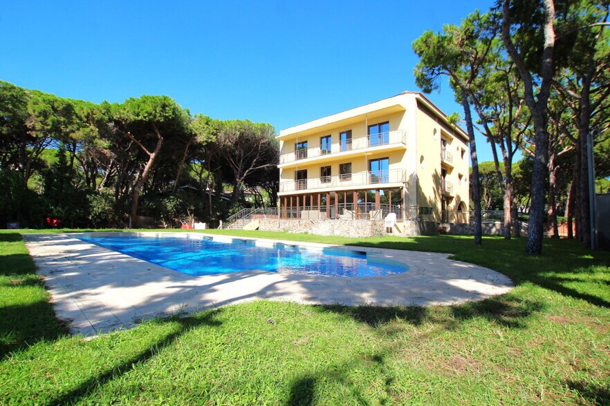 Spécialité dans Castelldefels, Barcelona à vendre - Photo du bâtiment - Image 1 de 6