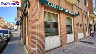 Plus de détails pour Multi-résidentiel à vendre