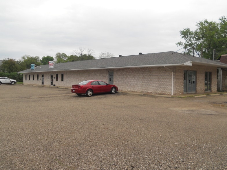 3154 Lincoln Way W, Massillon, OH à vendre - Photo principale - Image 2 de 5