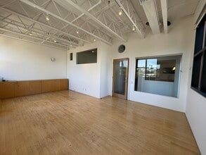 2110 Main St, Santa Monica, CA for lease Interior Photo- Image 2 of 5
