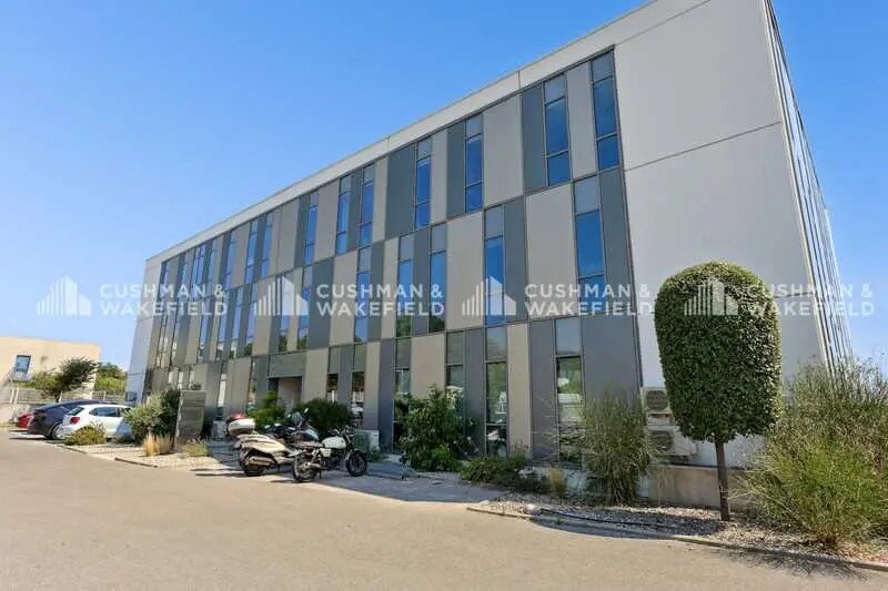 12 Rue Pascal Xavier Coste, Marseille à louer - Photo du bâtiment - Image 3 de 5