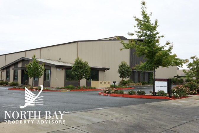 3300 N Laughlin Rd, Santa Rosa, CA à louer - Photo du bâtiment - Image 3 de 21