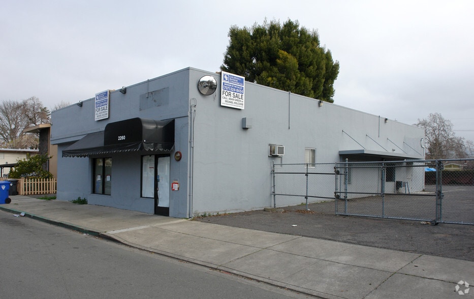 2260 Brown St, Napa, CA for sale - Building Photo - Image 3 of 4
