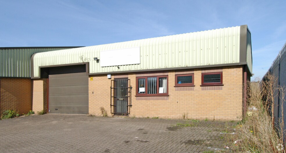 6-8 Henson Clos, Kettering à louer - Photo du bâtiment - Image 2 de 5