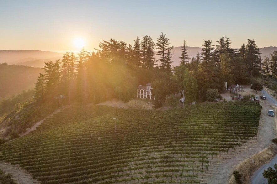 25200 Loma Prieta Ave, Los Gatos, CA for sale - Building Photo - Image 3 of 5