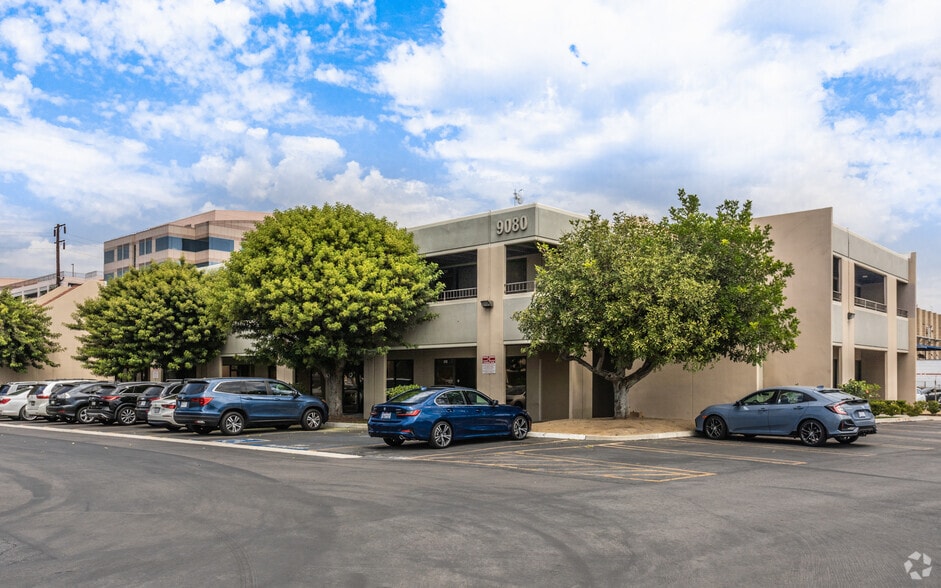 9080 Telstar Ave, El Monte, CA à vendre - Photo du bâtiment - Image 2 de 6