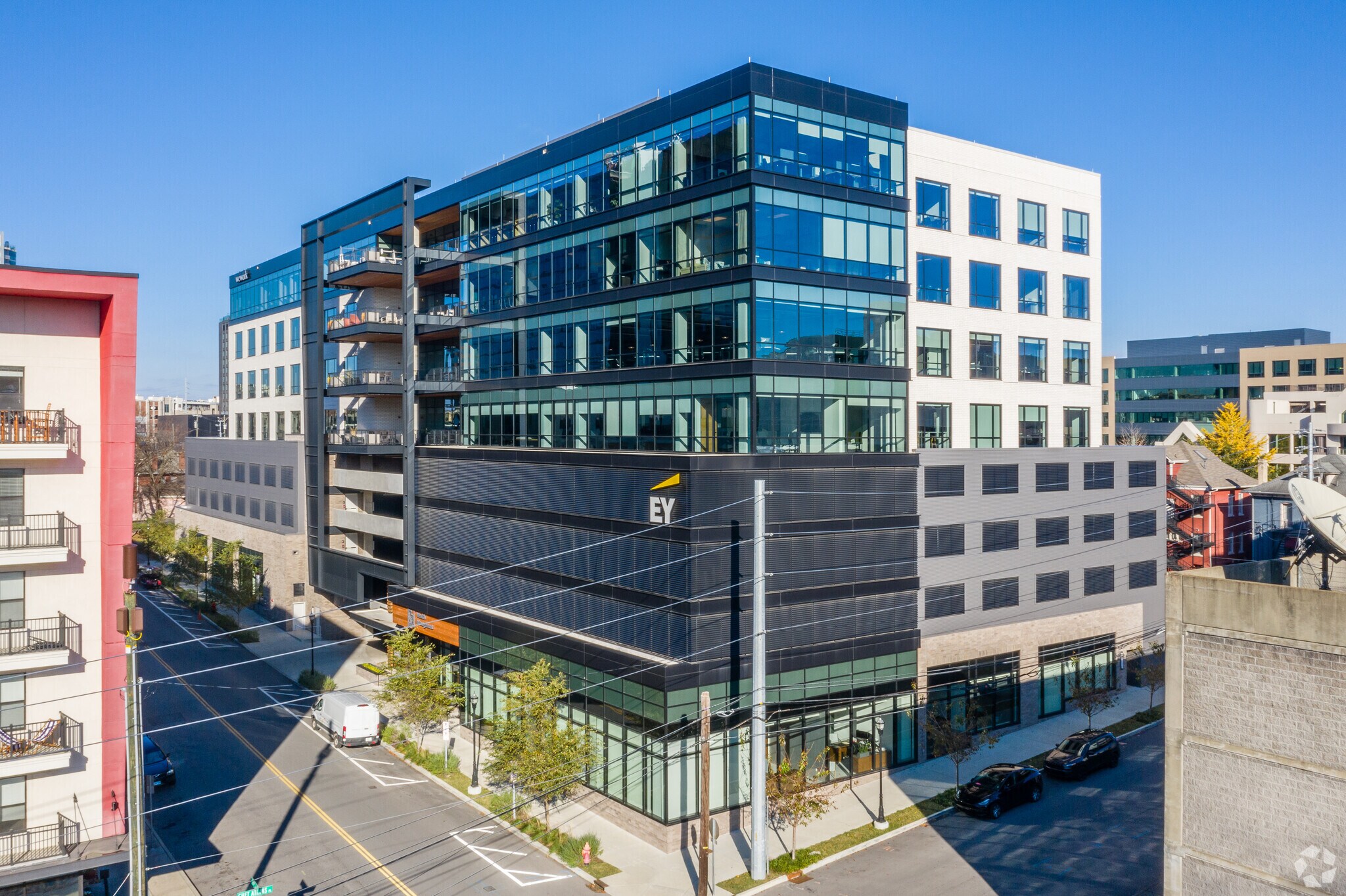 818 18th Ave S, Nashville, TN à louer Photo du bâtiment- Image 1 de 16