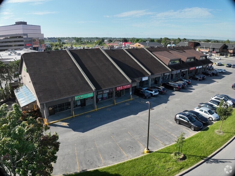 100-120 Rue du Barry, Kirkland, QC for lease - Matterport Community - Image 2 of 10