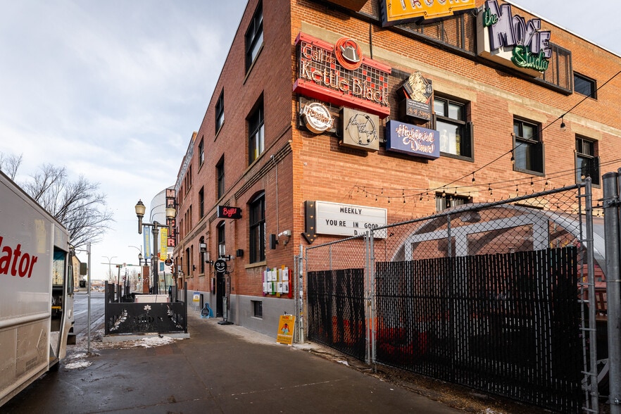 10359-10363 104 St NW, Edmonton, AB for lease - Building Photo - Image 2 of 38