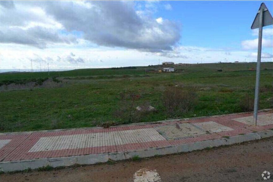 Terrain dans Fontanar, Guadalajara à vendre - Photo du bâtiment - Image 2 de 2
