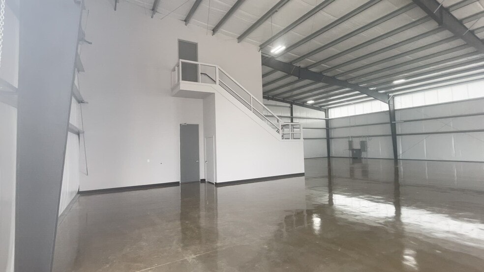 6702 Theall Rd, Houston, TX for sale - Commercial Listing Video - Image 2 of 22