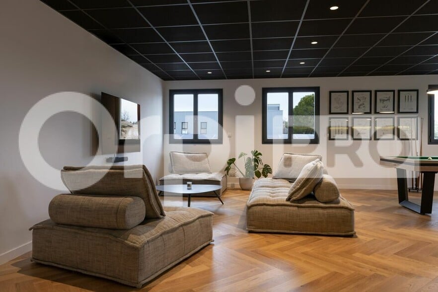Office in Castries for sale - Interior Photo - Image 3 of 7