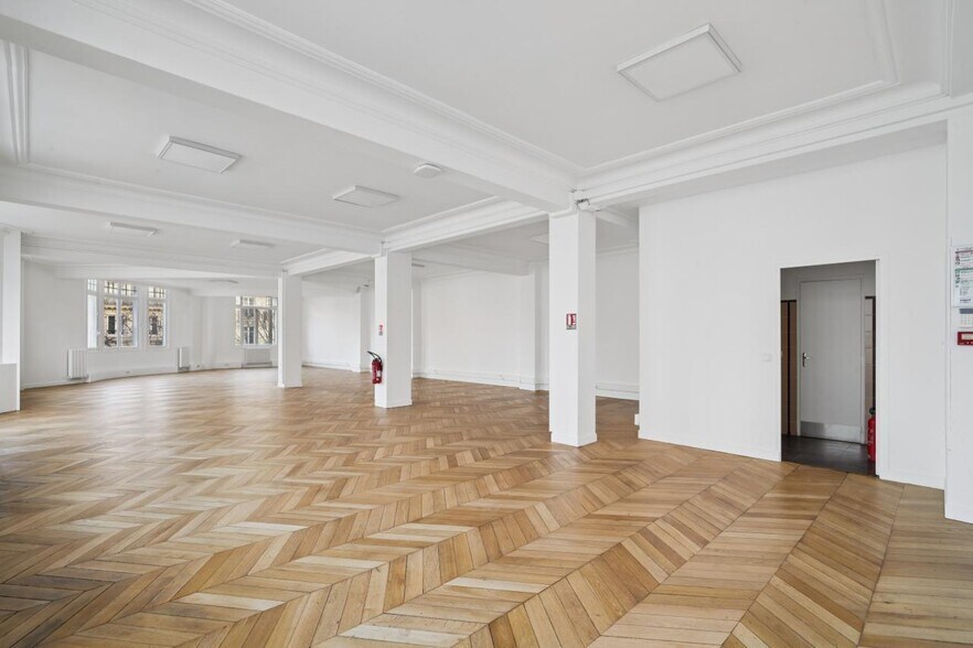 1 Rue De Metz, Paris à louer - Photo du bâtiment - Image 3 de 24