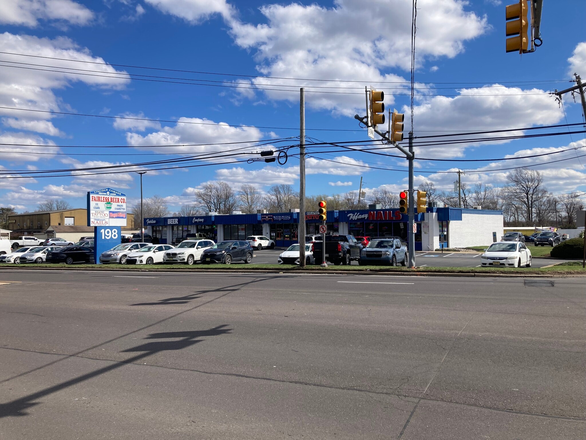 198 Lincoln Hwy, Fairless Hills, PA for lease Primary Photo- Image 1 of 10