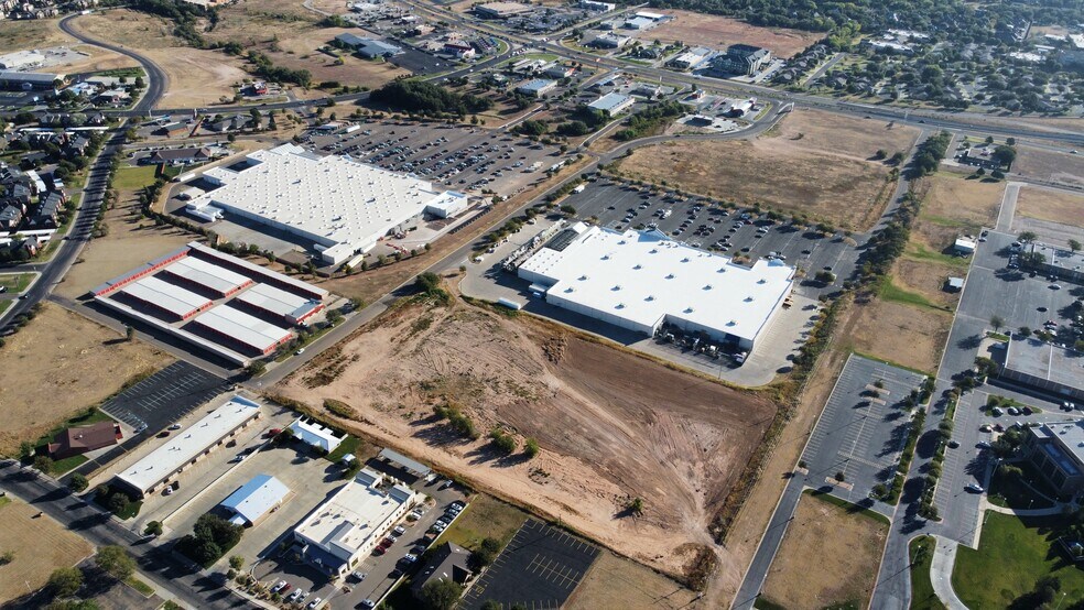 6601 Lowes Lane, Amarillo, TX à vendre - Photo du bâtiment - Image 3 de 4