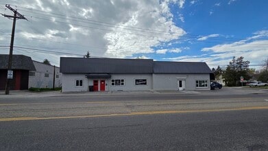1320 S Holmes Ave, Idaho Falls, ID for lease Interior Photo- Image 2 of 6