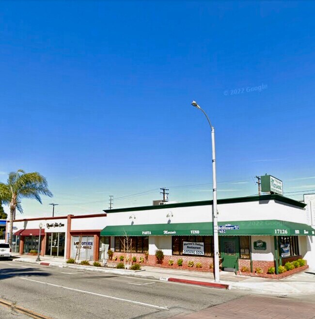 Plus de détails pour 17116-17122 Bellflower Blvd, Bellflower, CA - Bureau à louer