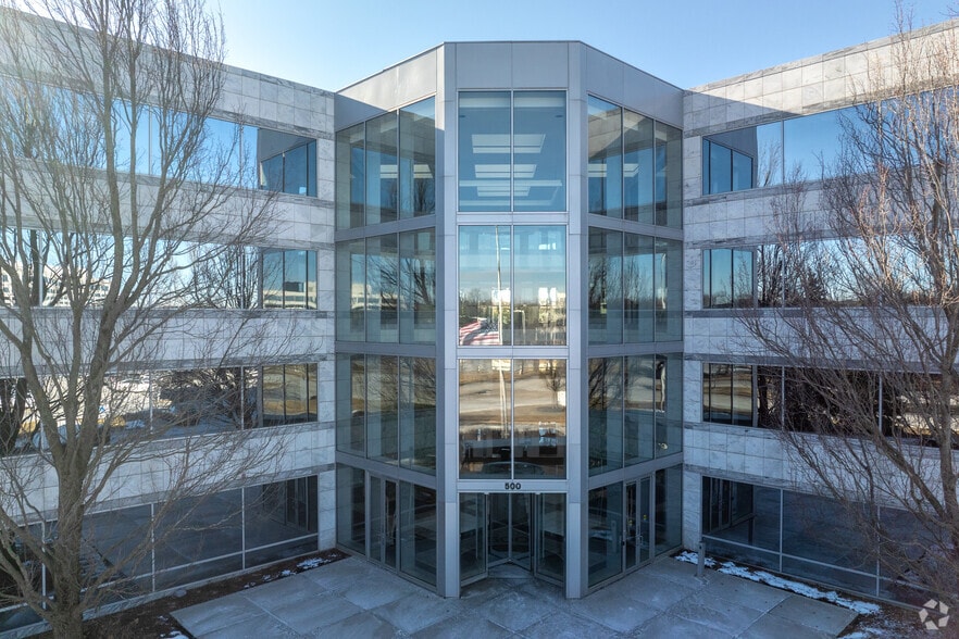 500 Lake Cook Rd, Deerfield, IL for sale - Building Photo - Image 3 of 16