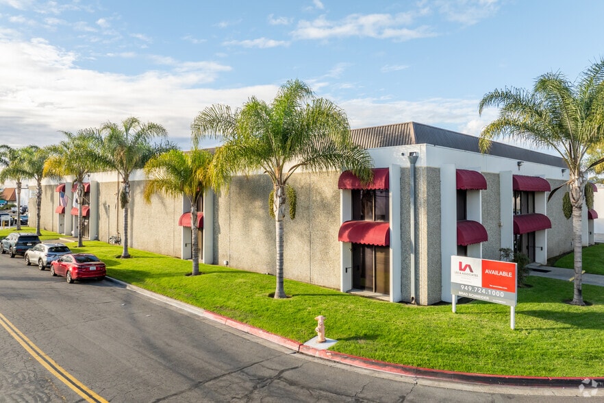 12833 Monarch Ave, Garden Grove, CA for sale - Building Photo - Image 3 of 4