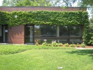 Plus de détails pour 666 Dundee Rd, Northbrook, IL - Bureau à vendre