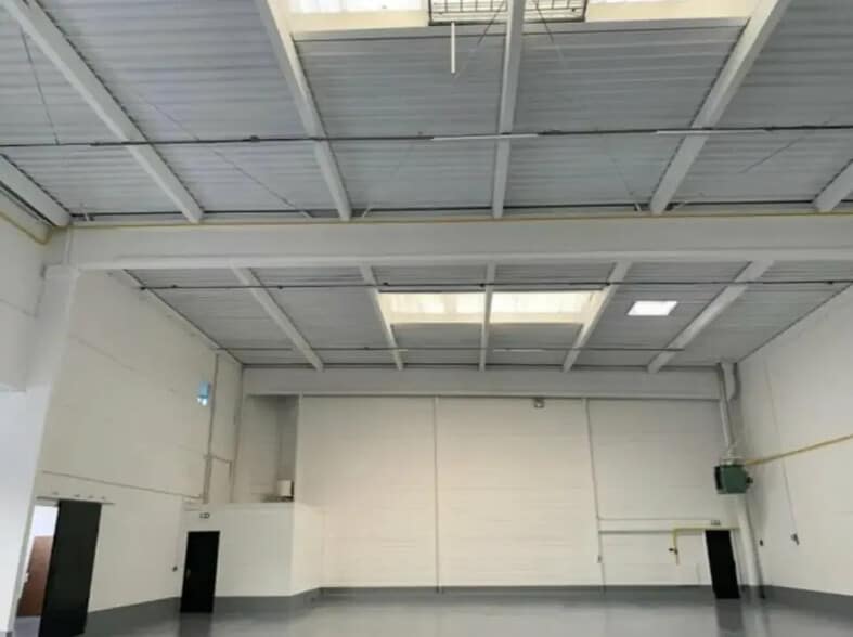 Flex in Bonneuil-sur-Marne for lease - Interior Photo - Image 3 of 4