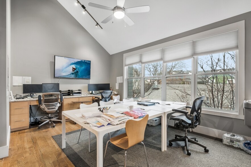 1400 5th Ave N, Nashville, TN for lease - Interior Photo - Image 3 of 13