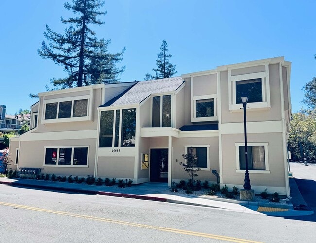 Plus de détails pour 20665 4th St, Saratoga, CA - Bureau à louer