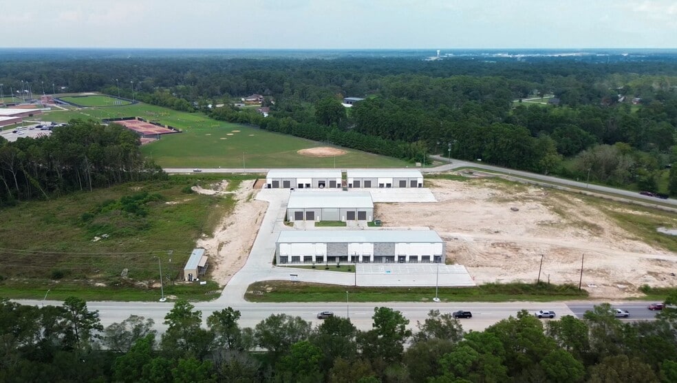 22985 Bldg 11 FM 1314, Porter, TX à vendre - Photo du bâtiment - Image 3 de 6