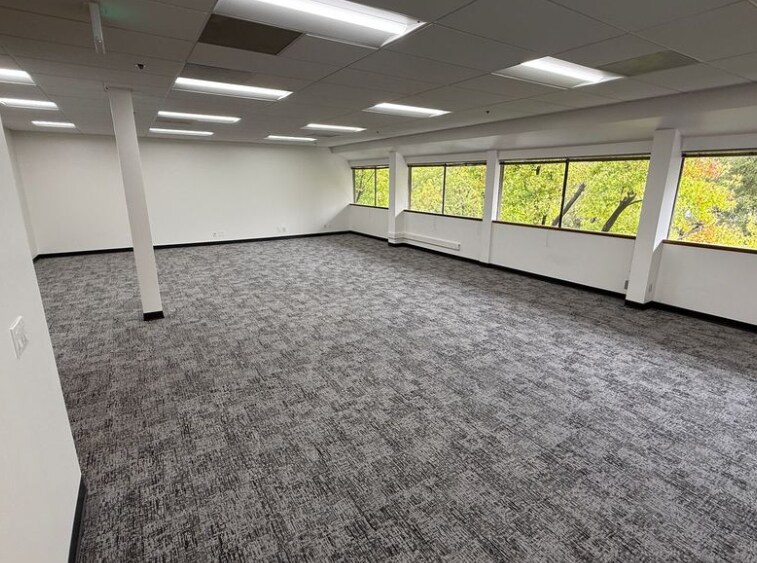 2290 N 1st St, San Jose, CA à louer - Photo intérieure - Image 3 de 13