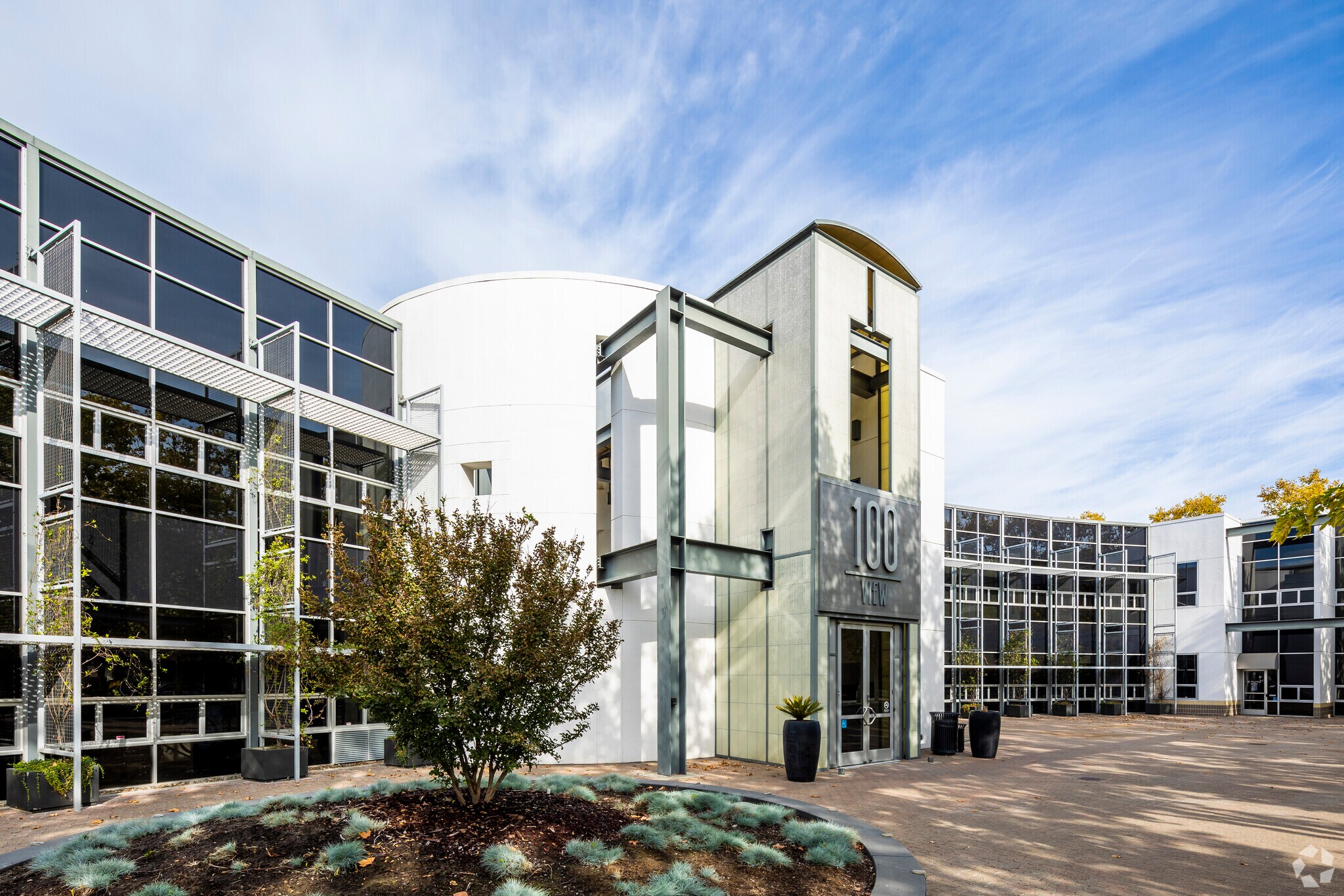 100 View St, Mountain View, CA for lease Primary Photo- Image 1 of 9