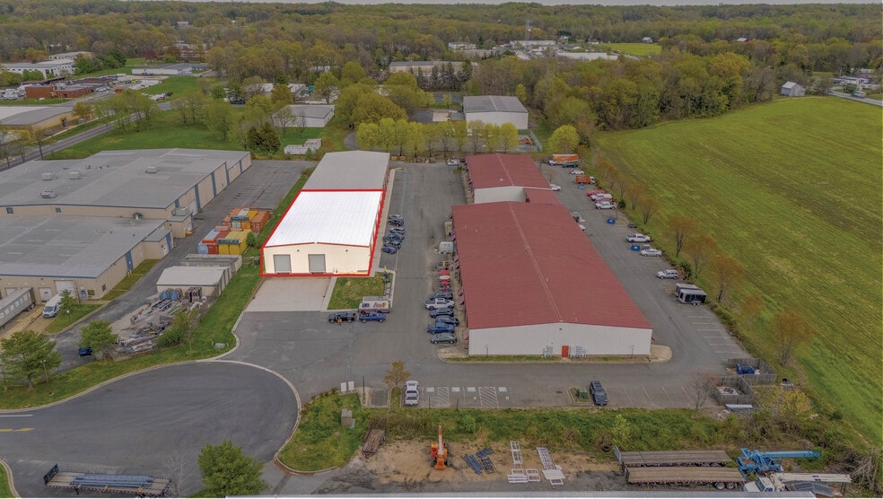 155 Schooner Ln, Prince Frederick, MD for lease - Building Photo - Image 2 of 10