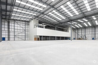 Napier Way, Crawley à louer Photo intérieure- Image 2 de 9