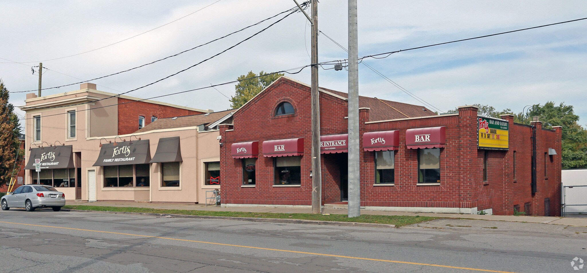 135-137 Queenston St, St Catharines, ON for sale Primary Photo- Image 1 of 1