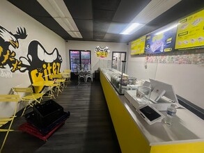 13503-13541 Clopper Rd, Germantown, MD à louer Photo intérieure- Image 1 de 4