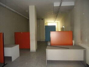 Retail in Manresa, Barcelona for lease Interior Photo- Image 2 of 7