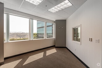 9655 Granite Ridge Dr, San Diego, CA for lease Interior Photo- Image 2 of 6