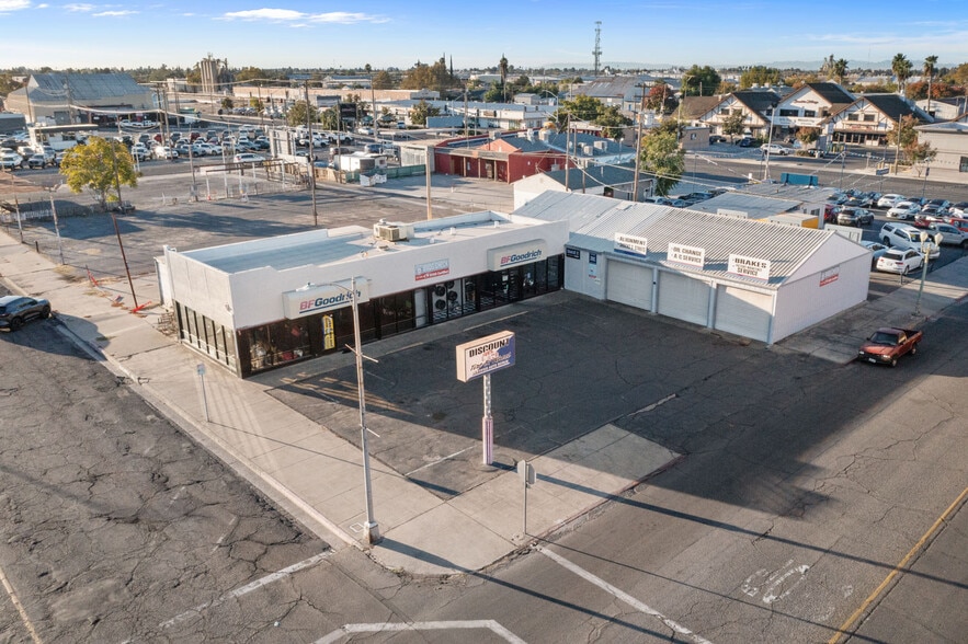 210 S Center St, Turlock, CA for sale - Building Photo - Image 3 of 21