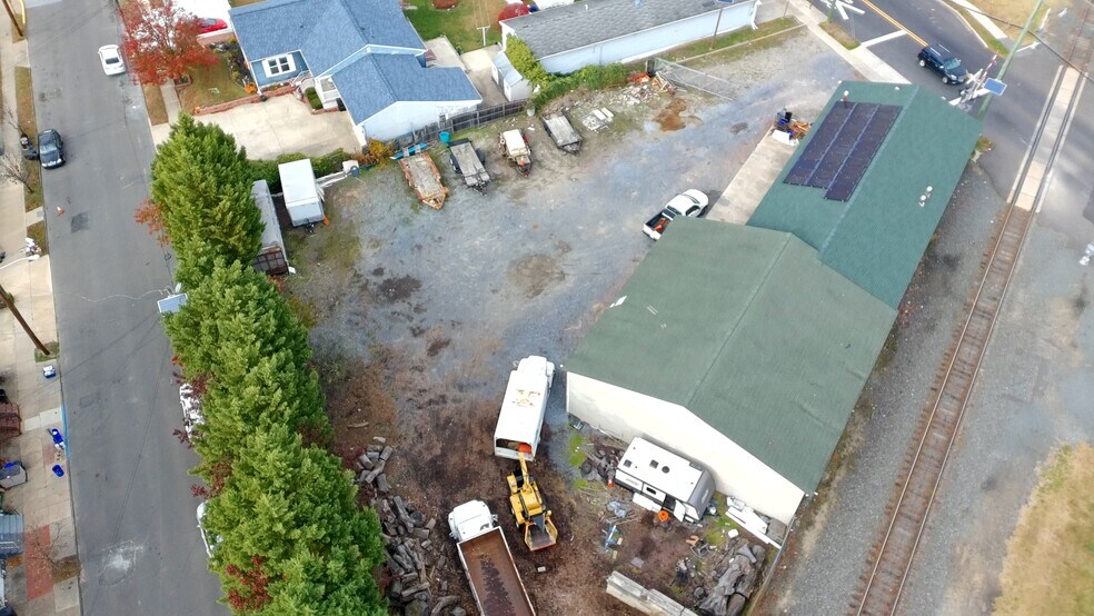 750 Market st, Gloucester City, NJ à louer - Vidéo sur l’inscription commerciale - Image 2 de 8