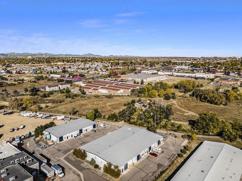913 E 75th Ave, Denver, CO for lease - Building Photo - Image 3 of 8