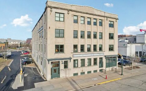 634 W Main St, Madison, WI for lease Building Photo- Image 1 of 6
